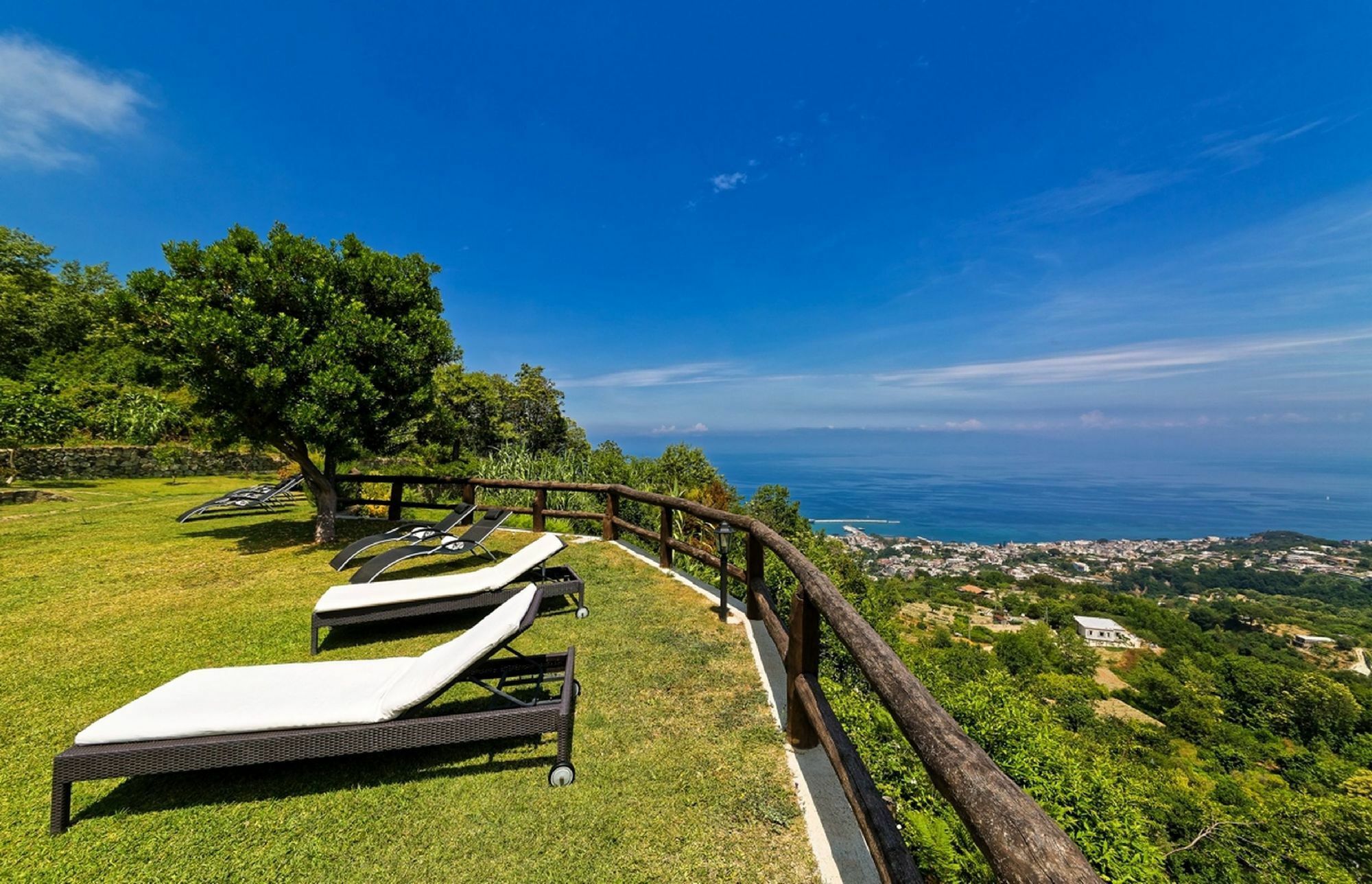 Agriturismo Pera Di Basso 카사밋쵸라테르메 외부 사진